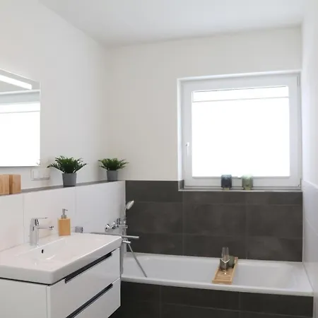 Diemelblick Acht - Fuer 6 Personen Mit Sauna, Garten Und Dachterrasse Mit Panoramablick Heringhausen