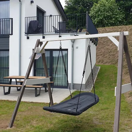 Diemelblick Acht - Fuer 6 Personen Mit Sauna, Garten Und Dachterrasse - Waeschepakete Inklusive! Hébergement de vacances *