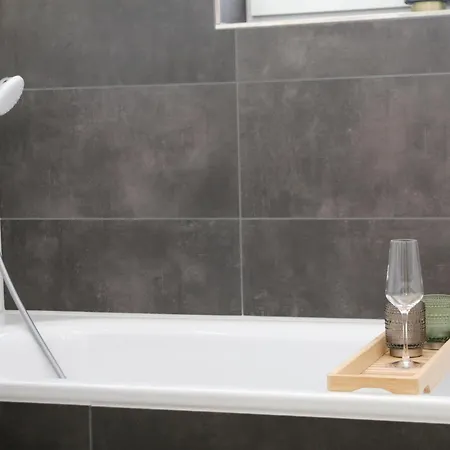 Diemelblick Acht - Fuer 6 Personen Mit Sauna, Garten Und Dachterrasse - Waeschepakete Inklusive! Heringhausen