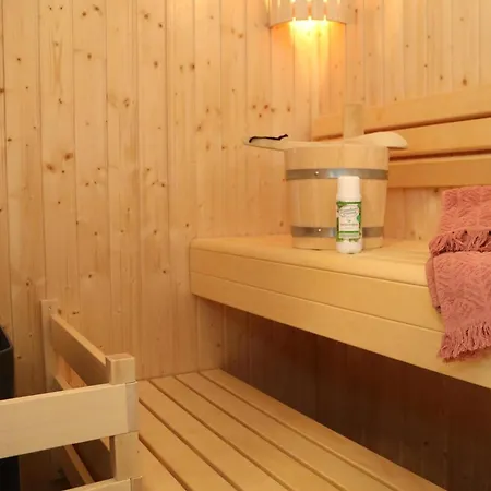 Diemelblick Acht - Fuer 6 Personen Mit Sauna, Garten Und Dachterrasse - Waeschepakete Inklusive! * Heringhausen