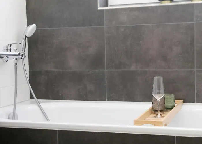 Diemelblick Acht - Fuer 6 Personen Mit Sauna, Garten Und Dachterrasse - Waeschepakete Inklusive! Heringhausen